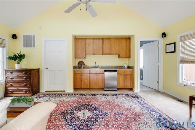 470 Dover Knoll Rd, Goochland, VA 23103