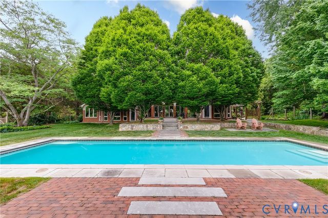 470 Dover Knoll Rd, Goochland, VA 23103