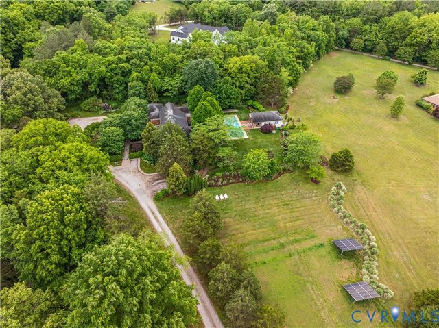 470 Dover Knoll Rd, Goochland, VA 23103