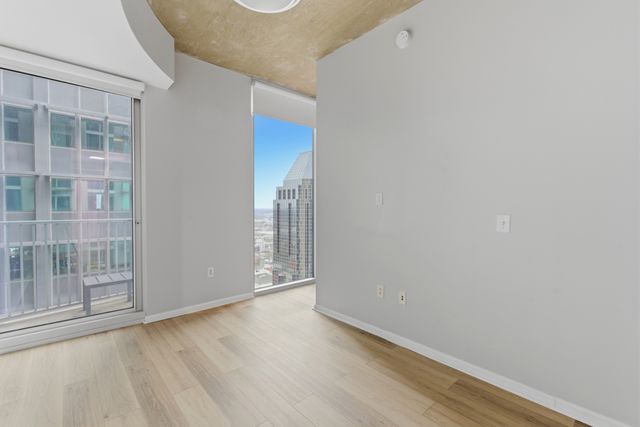 415 Church St Apt 2409, Nashville, TN 37219