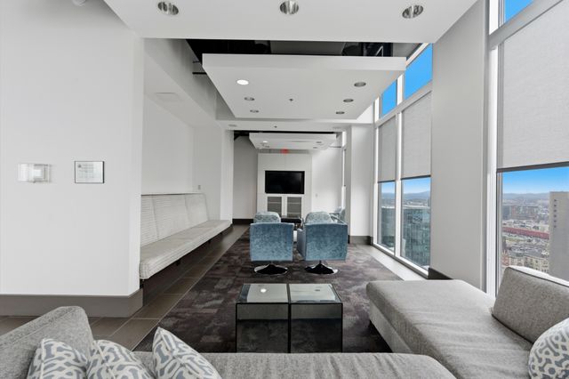 415 Church St Apt 2409, Nashville, TN 37219