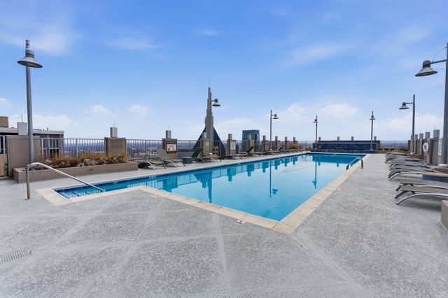 415 Church St Apt 2409, Nashville, TN 37219