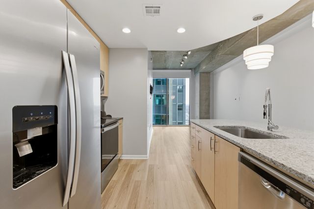 415 Church St Apt 2409, Nashville, TN 37219