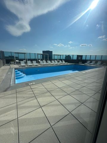 1901 S Calumet Avenue 2912, Chicago, IL 60616