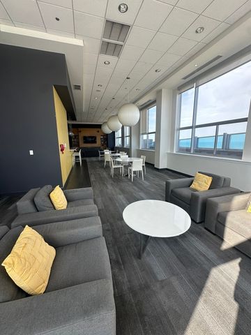 1901 S Calumet Avenue 2912, Chicago, IL 60616