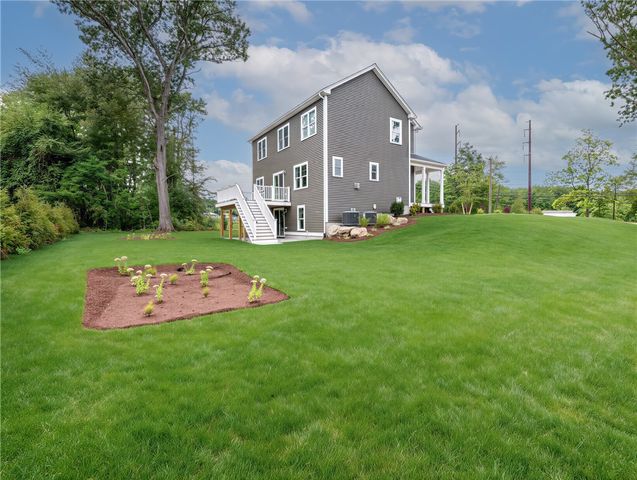1360 Scituate Avenue, Cranston, RI 02921