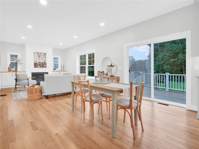 1360 Scituate Avenue, Cranston, RI 02921
