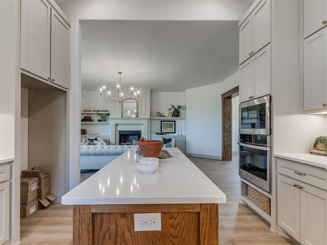 2900 NW 160th Street, Edmond, OK 73013