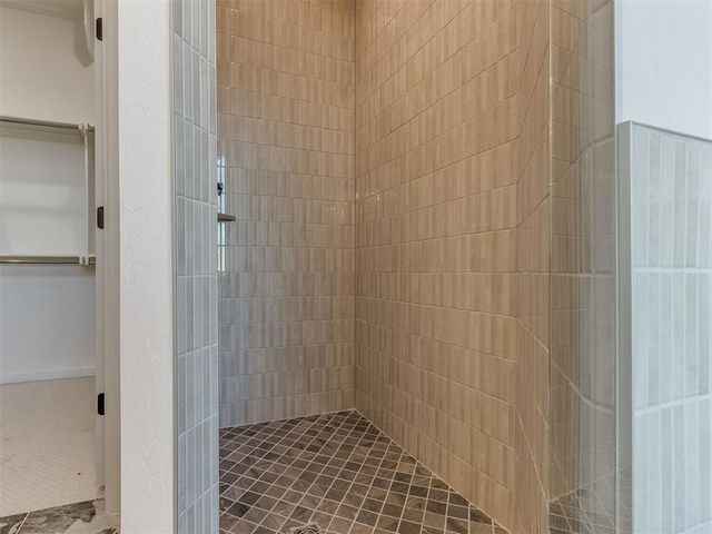 2900 NW 160th Street, Edmond, OK 73013