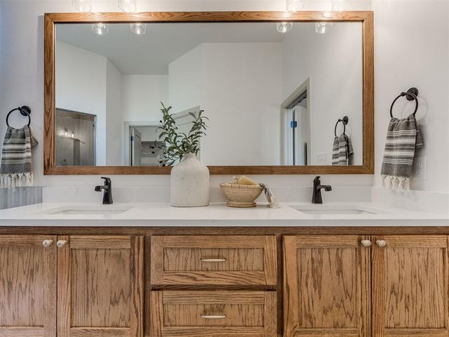 2900 NW 160th Street, Edmond, OK 73013