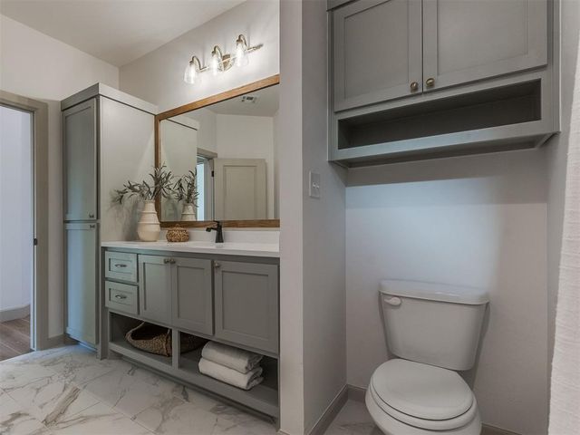 2900 NW 160th Street, Edmond, OK 73013