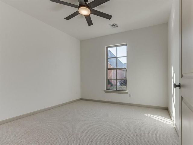 2900 NW 160th Street, Edmond, OK 73013