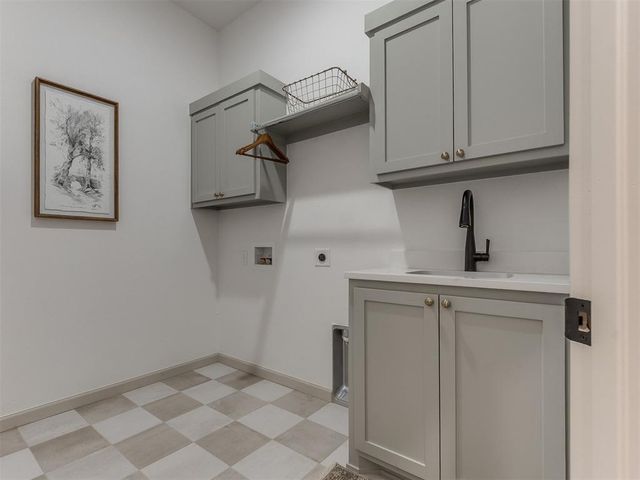 2900 NW 160th Street, Edmond, OK 73013