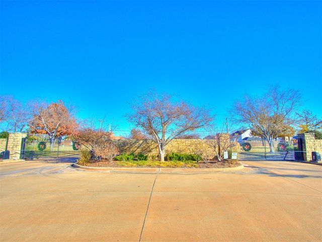 2900 NW 160th Street, Edmond, OK 73013