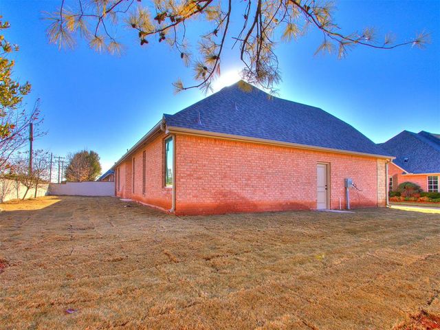 2900 NW 160th Street, Edmond, OK 73013