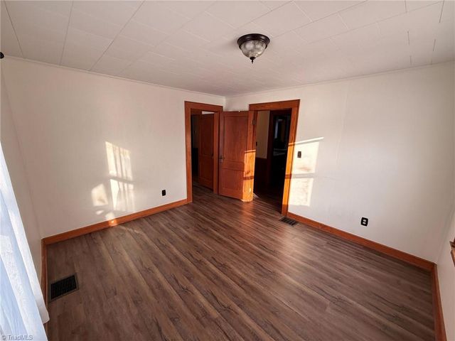 6600 Windsor Road, Hamptonville, NC 27020