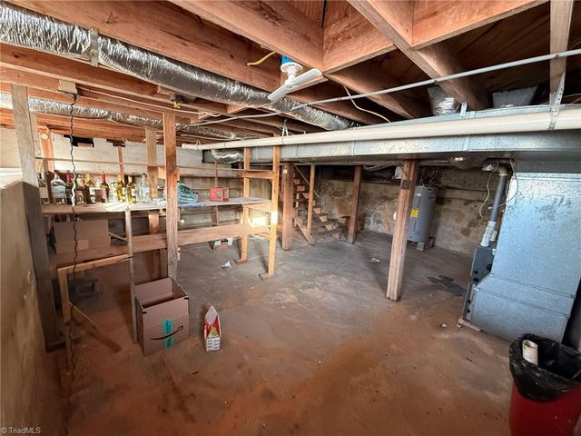 6600 Windsor Road, Hamptonville, NC 27020