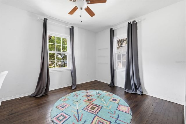1209 E CRENSHAW STREET, Tampa, FL 33604