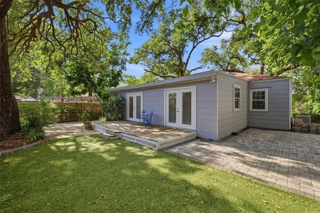 1209 E CRENSHAW STREET, Tampa, FL 33604