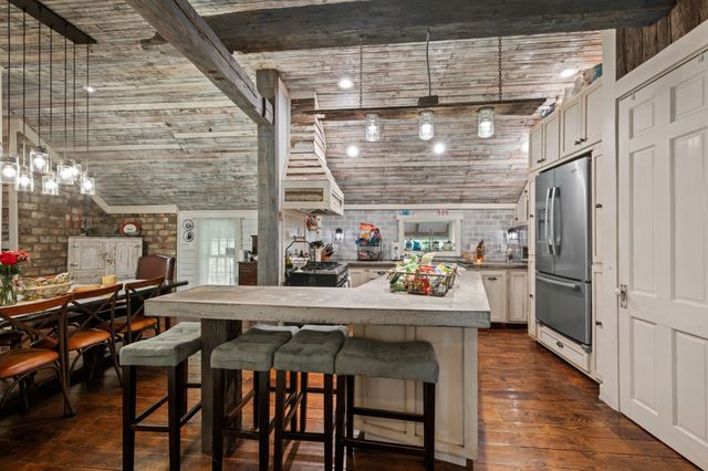 7646 Highway 100, Bon Aqua, TN 37025