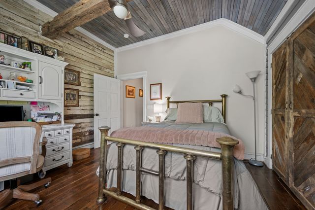 7646 Highway 100, Bon Aqua, TN 37025