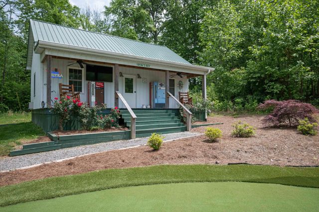 7646 Highway 100, Bon Aqua, TN 37025