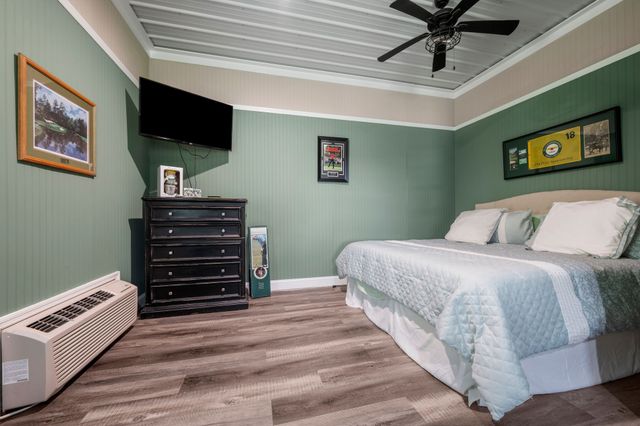 7646 Highway 100, Bon Aqua, TN 37025