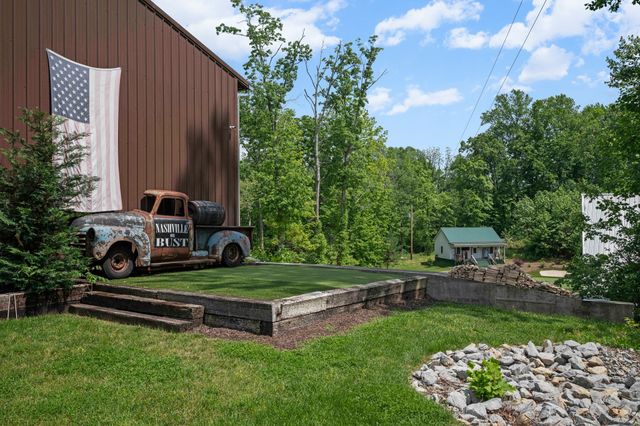 7646 Highway 100, Bon Aqua, TN 37025