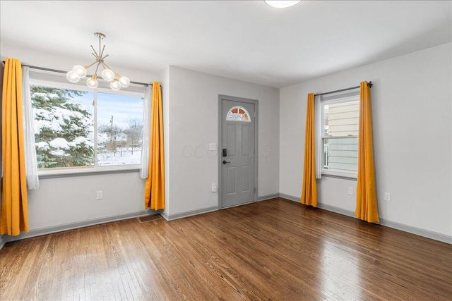 1357 Genessee Avenue, Columbus, OH 43211