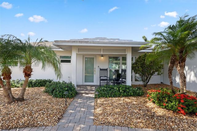 2448 SE 9th St, Pompano Beach, FL 33062