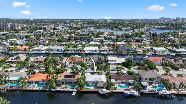 2448 SE 9th St, Pompano Beach, FL 33062