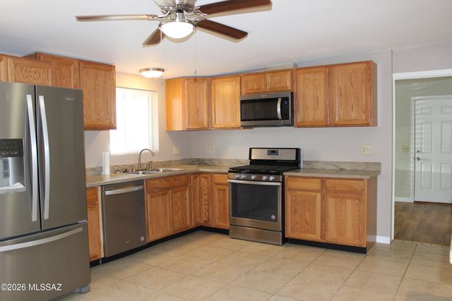 6711 E Nicaragua Drive, Tucson, AZ 85730