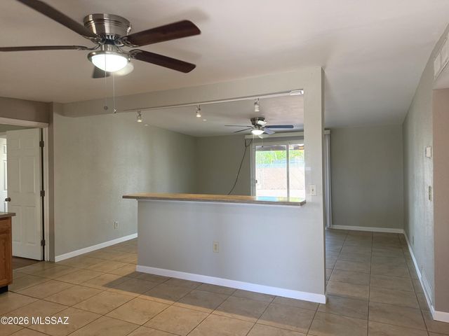 6711 E Nicaragua Drive, Tucson, AZ 85730