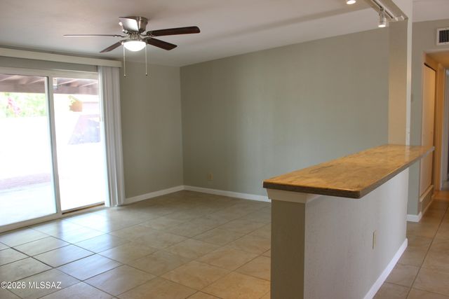 6711 E Nicaragua Drive, Tucson, AZ 85730