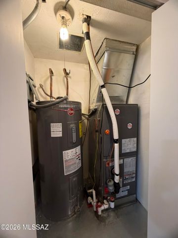 6711 E Nicaragua Drive, Tucson, AZ 85730