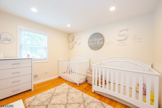 136 Redwood Ave, Wayne Twp., NJ 07470