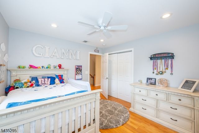 136 Redwood Ave, Wayne Twp., NJ 07470