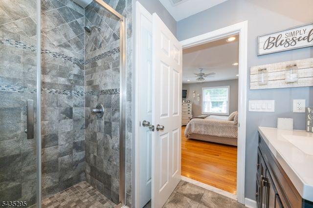 136 Redwood Ave, Wayne Twp., NJ 07470