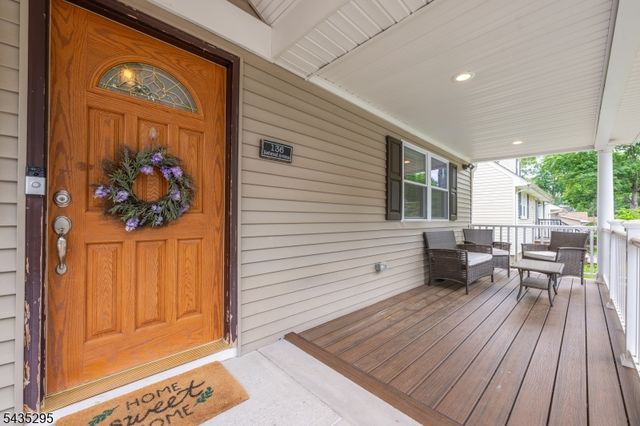 136 Redwood Ave, Wayne Twp., NJ 07470