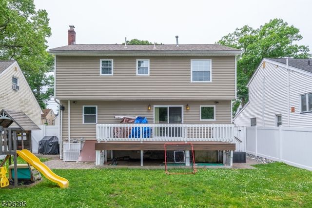 136 Redwood Ave, Wayne Twp., NJ 07470