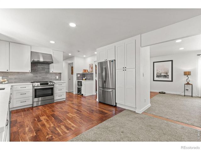 2012 Charro Avenue, Longmont, CO 80504
