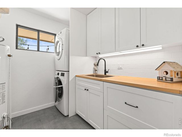 2012 Charro Avenue, Longmont, CO 80504