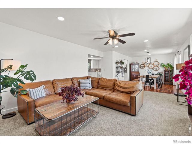 2012 Charro Avenue, Longmont, CO 80504