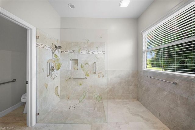 22777 FOUNTAIN LAKES BLVD, Estero, FL 33928
