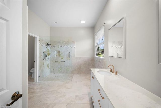 22777 FOUNTAIN LAKES BLVD, Estero, FL 33928