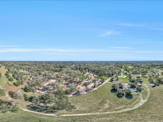 252 Lancewood Drive, Lufkin, TX 75904