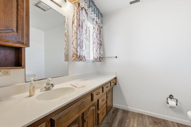 300 Red River Drive, Whitesboro, TX 76273