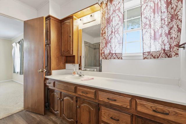 300 Red River Drive, Whitesboro, TX 76273