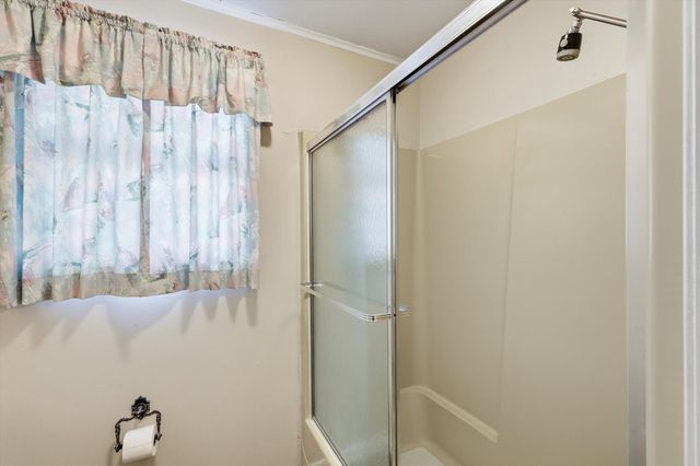 300 Red River Drive, Whitesboro, TX 76273