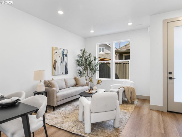 8659 Se 15th Ave, Portland, OR 97202